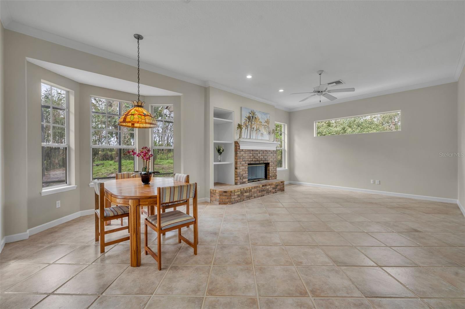 1800 Magnolia Avenue