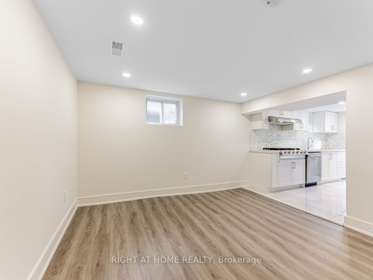 141 Tower Dr