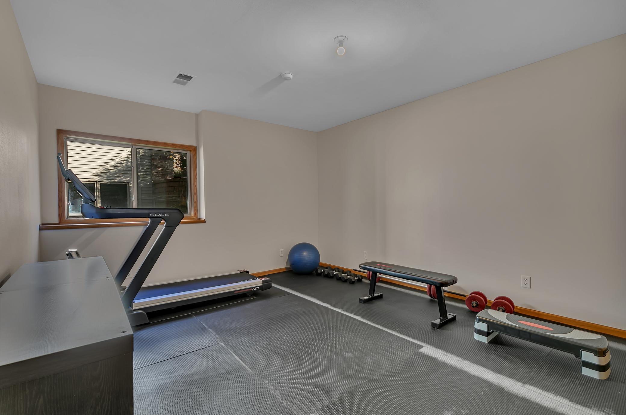 3615 Southridge Court