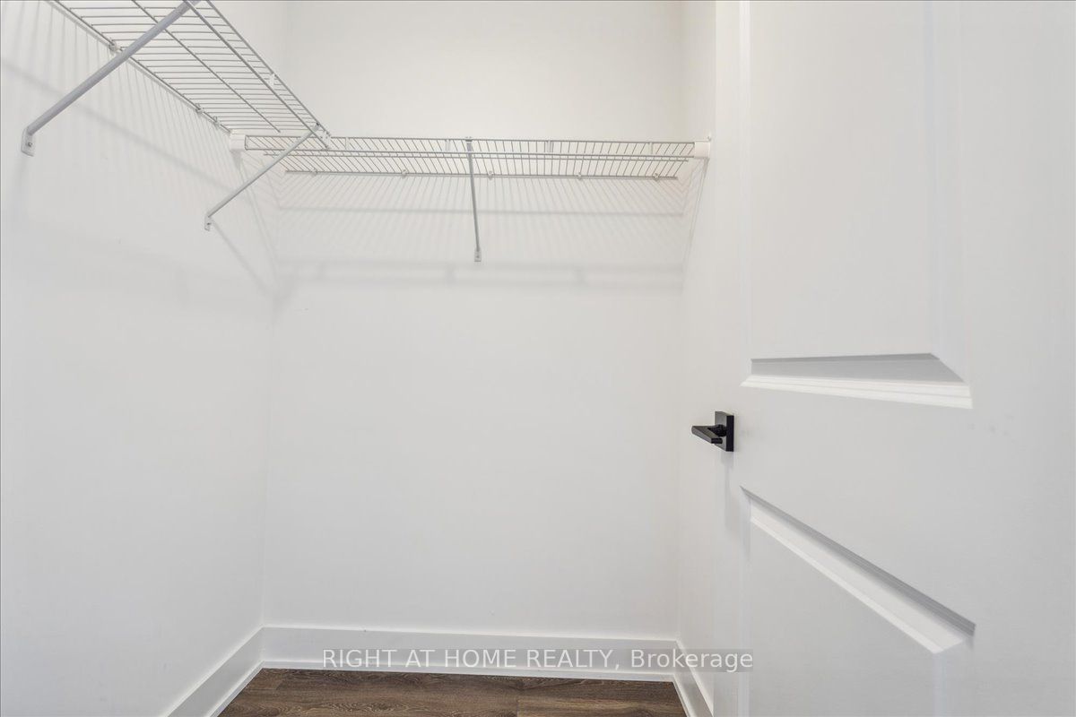 2489 Taunton Rd 418