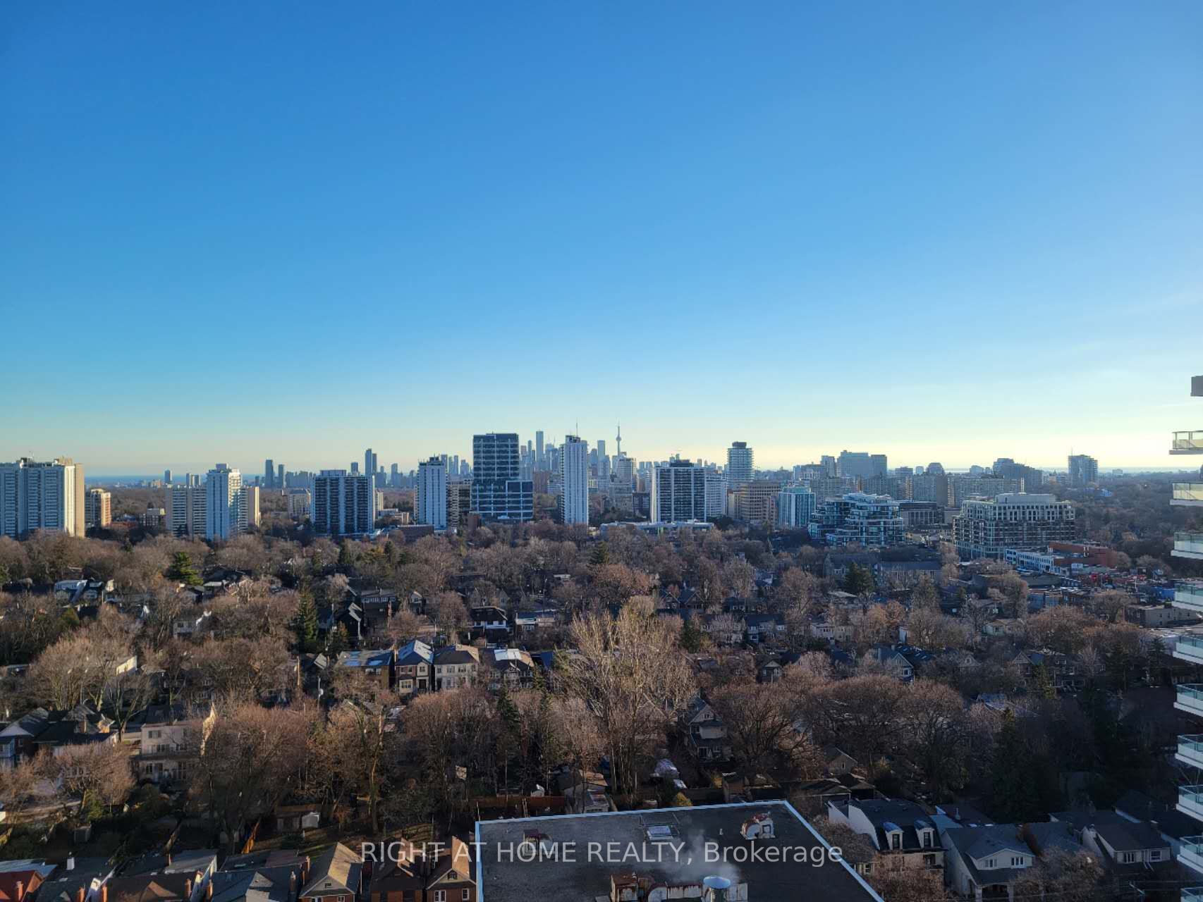 50 Dunfield Ave 2112