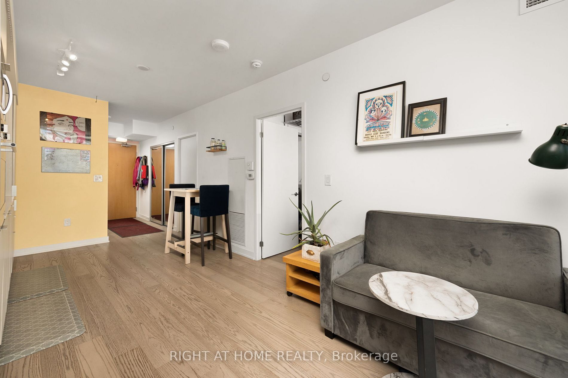 11 W Wellesley St 1909