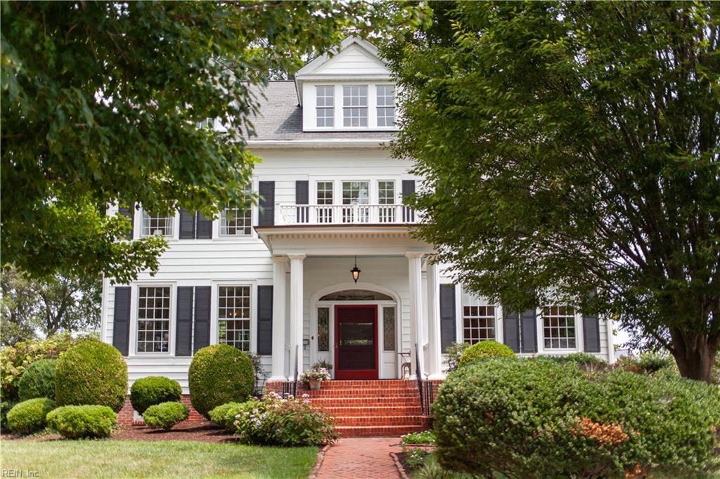609 Bridge Street
