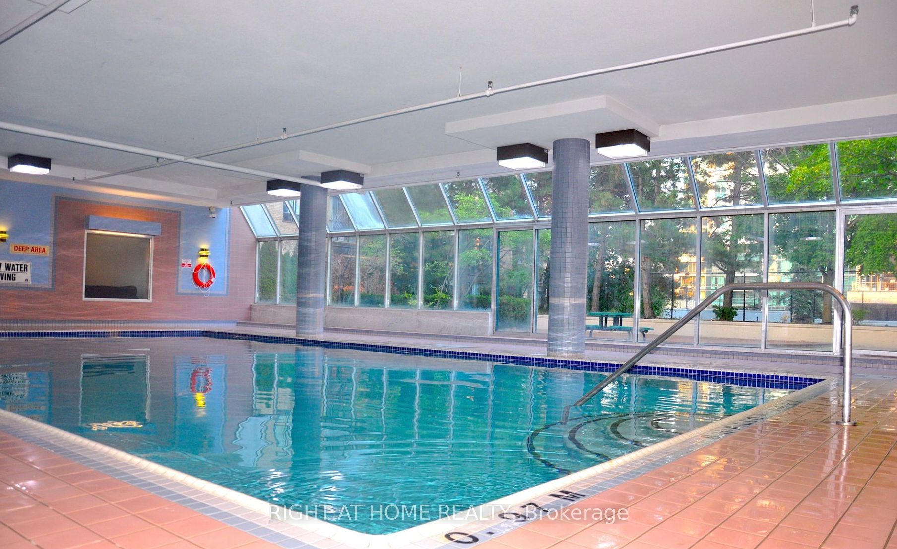 265 Enfield Pl 1001