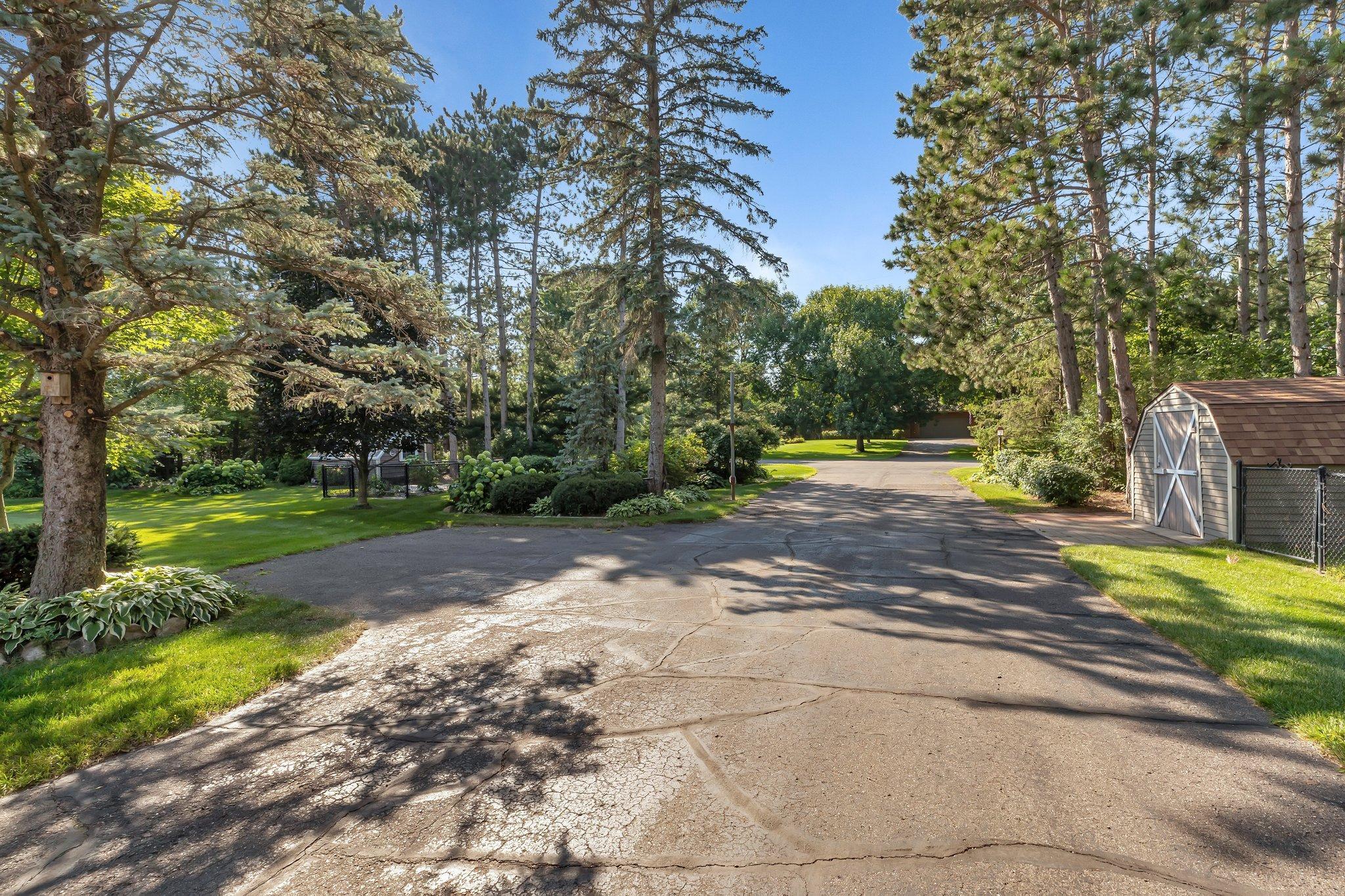 3934 Riviera Road