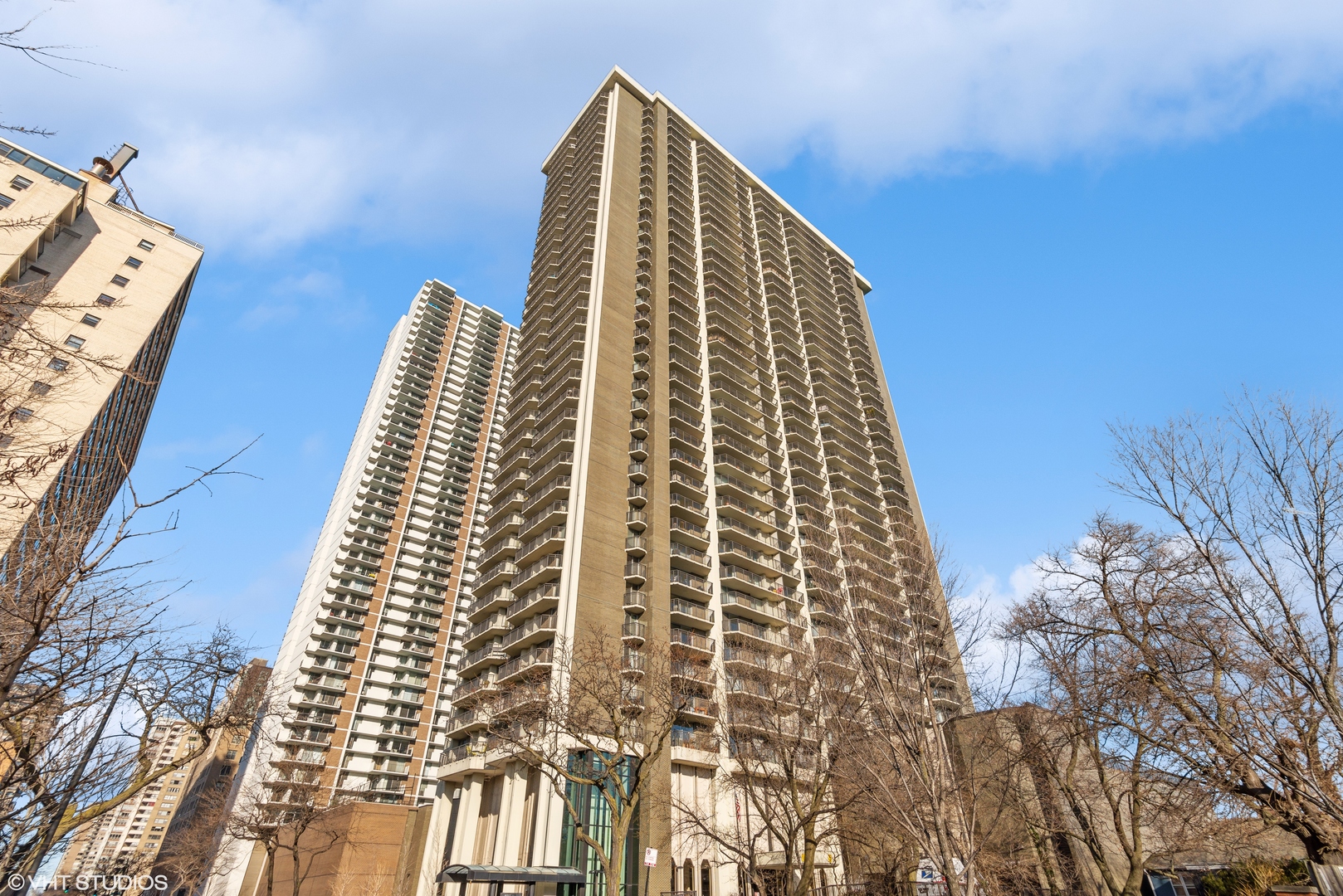 Malibu 6007 N Sheridan Chicago Condos For Sale