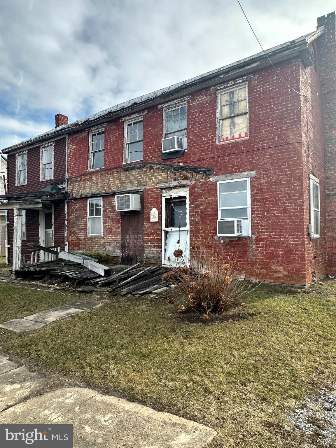 664 Walnut Bottom Rd  