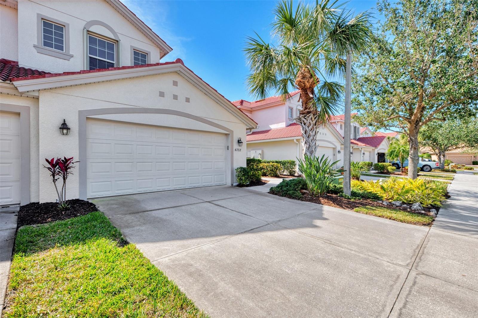 4732 Club Drive 102