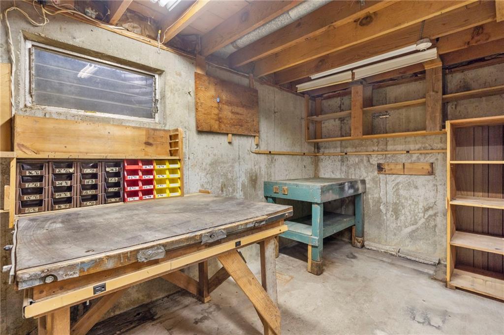 5211 NE 46th Terrace