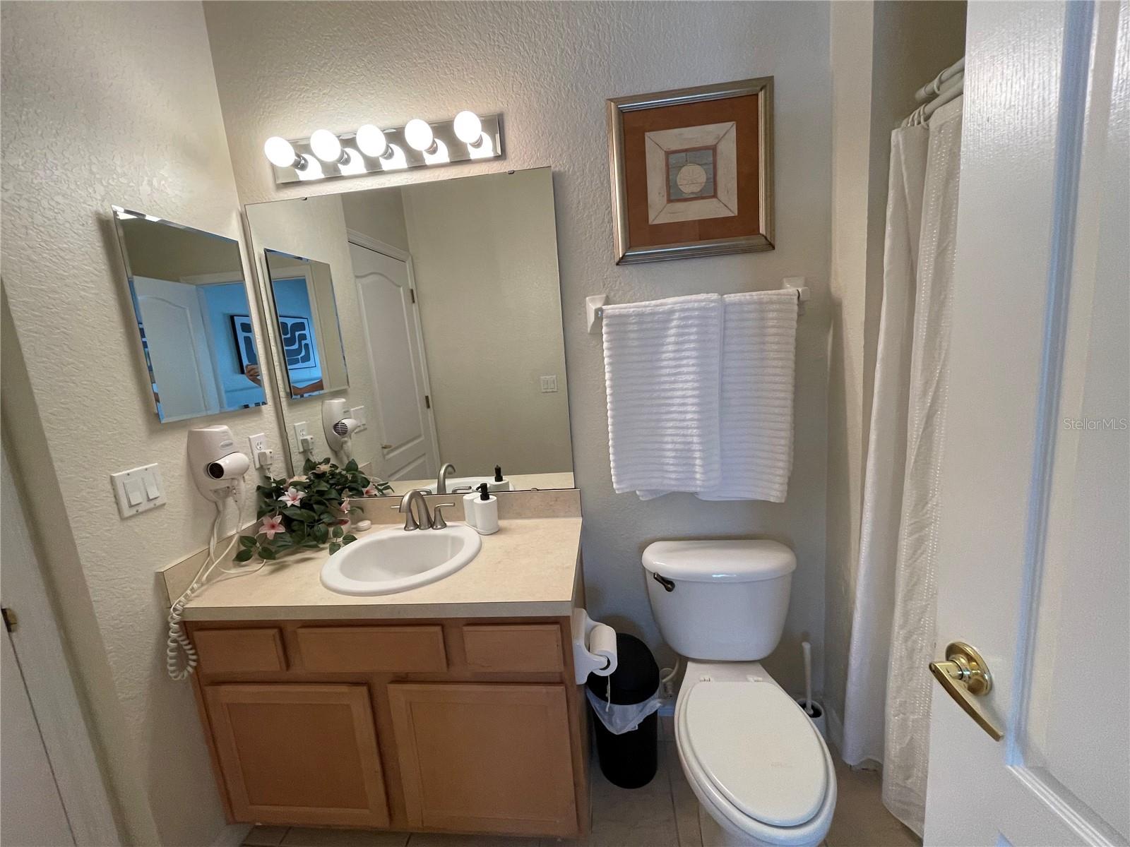 2432 Caravelle Circle