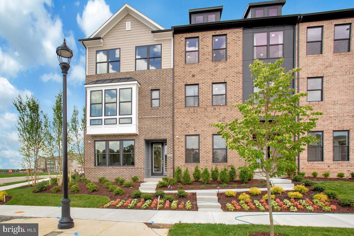 5025 Henry King Way 1G