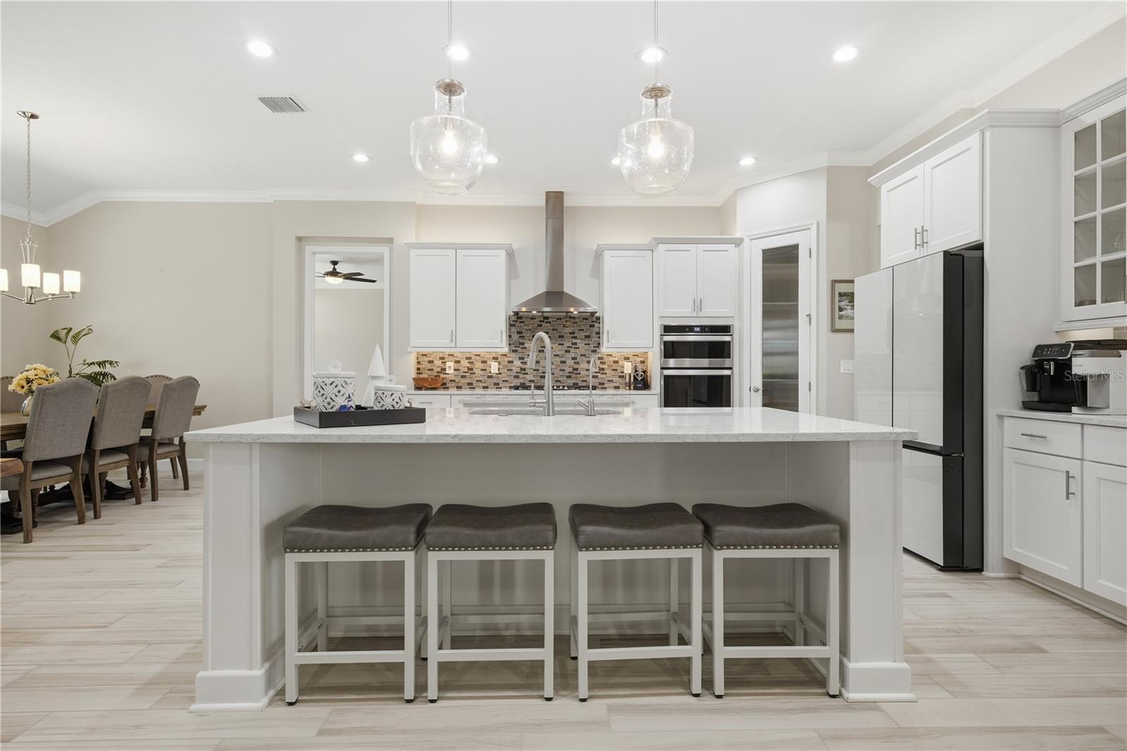 5315 San Remo Circle