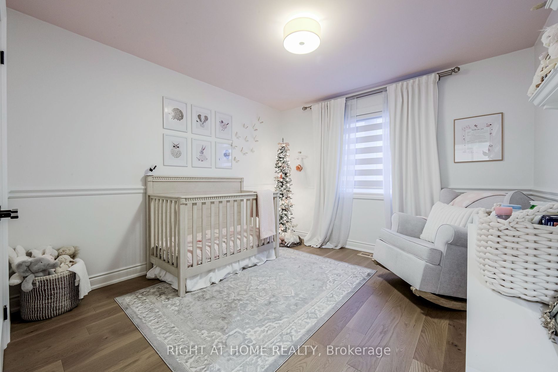 10 Little Rouge Circ