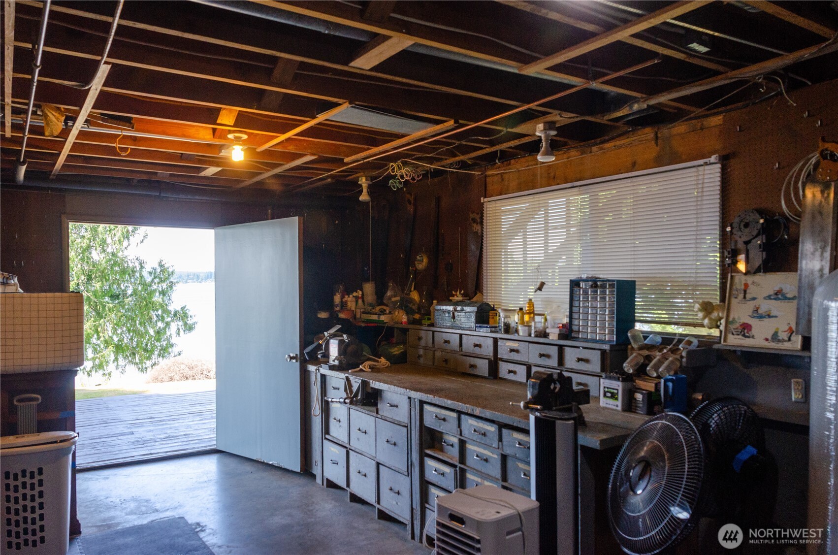 7504 Crescent Beach Road NW