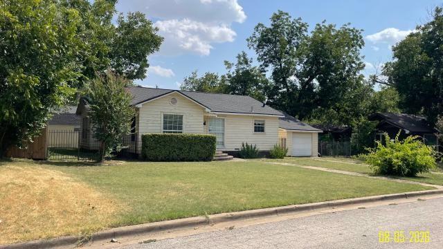 2332 Glencrest Drive, Fort Worth, TX image