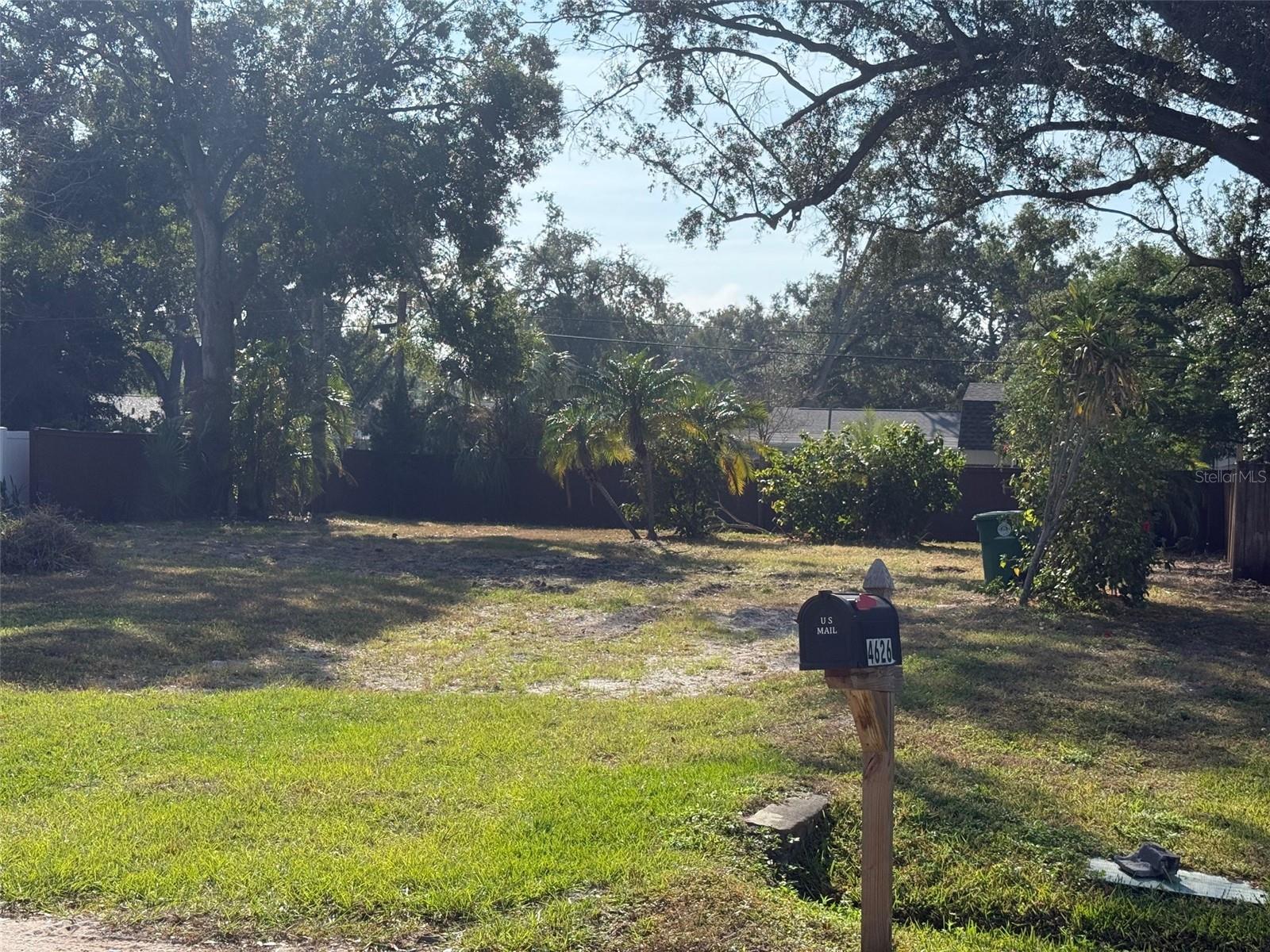 4626 W Bay Court Avenue