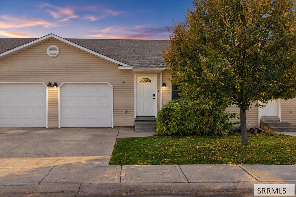 860 S 5th W9 