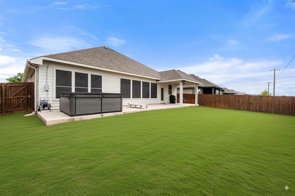 1416 Lakeview Drive