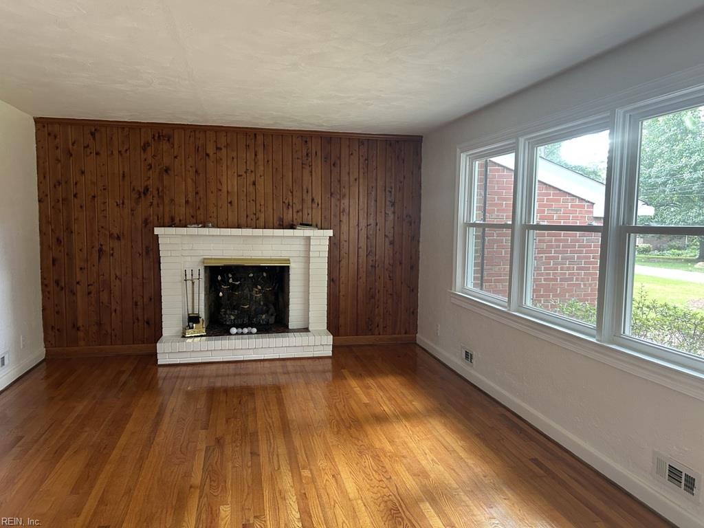5214 Sweetbriar Circle