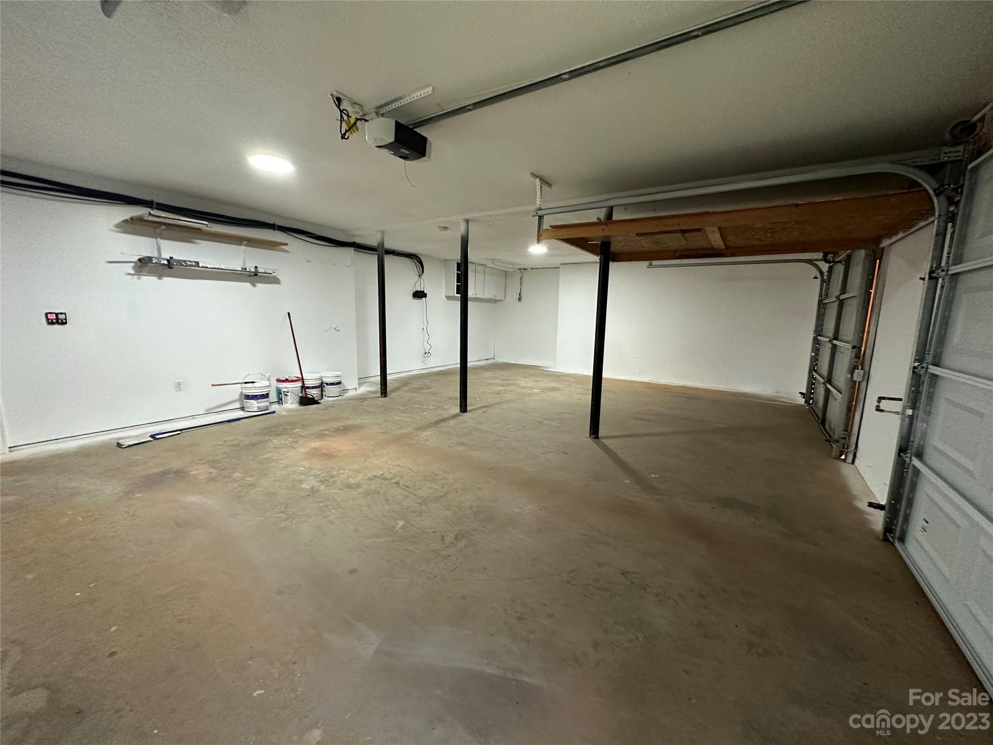 476 Legion Road