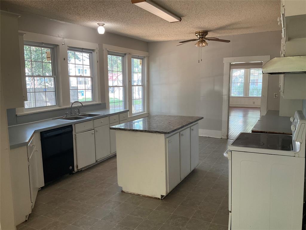 118 S 31st Street