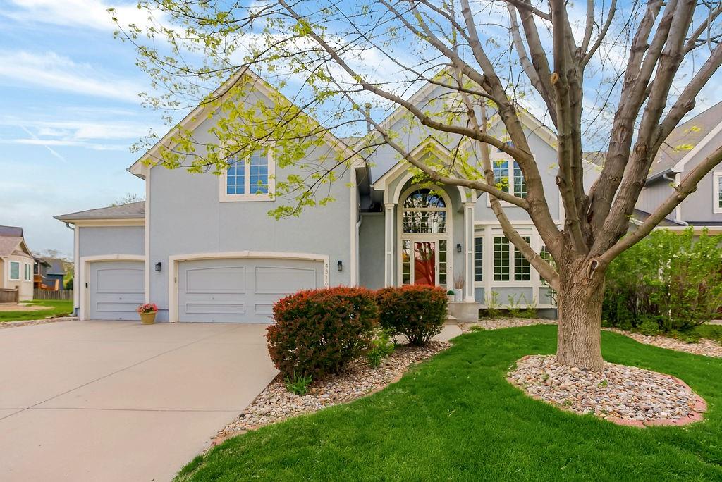 4316 Silverheel Street