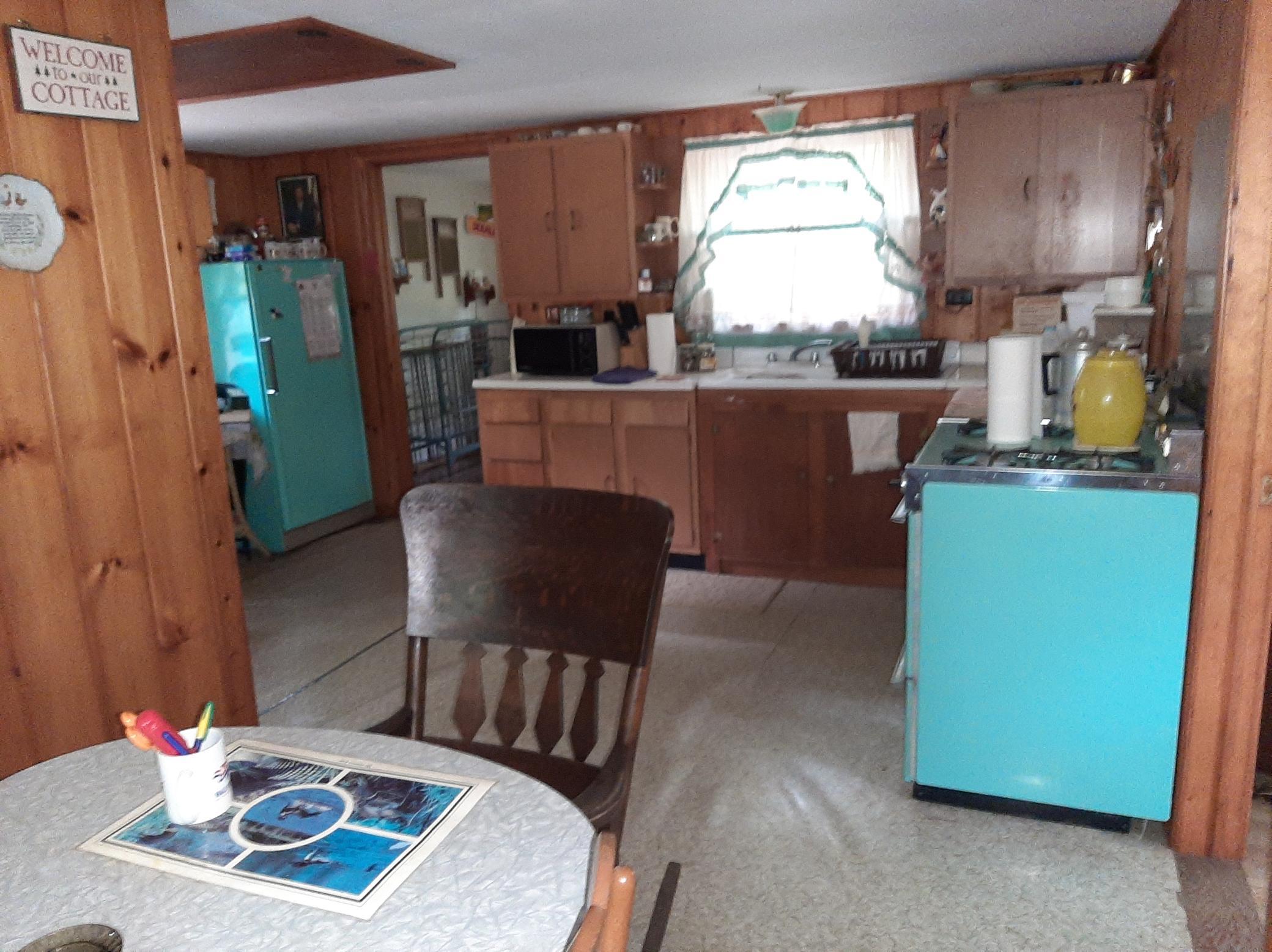 9879 Maple Ridge Road