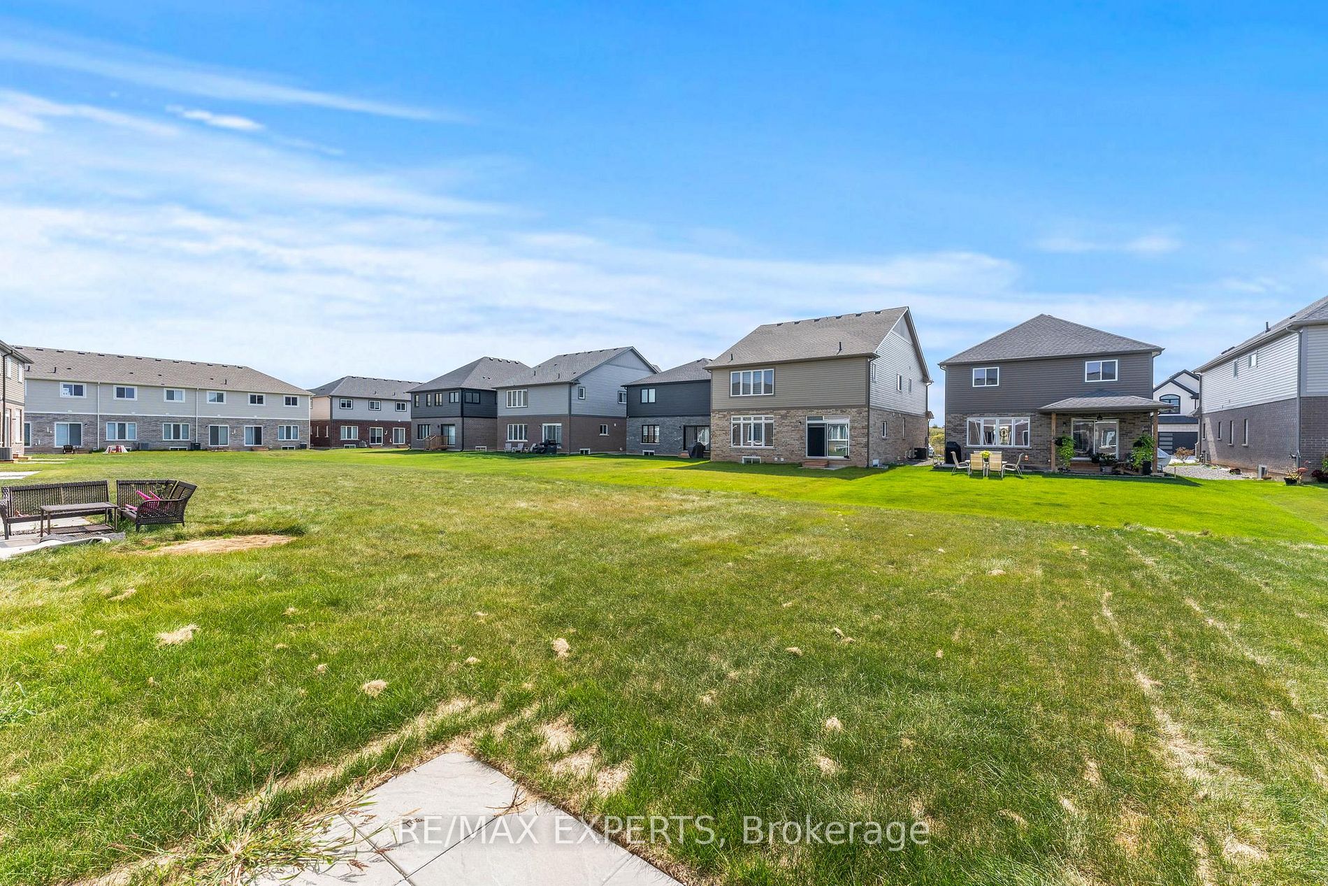 116 Alicia Cres