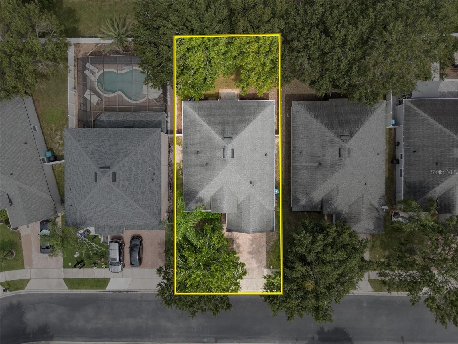 9985 Shadow Creek Dr