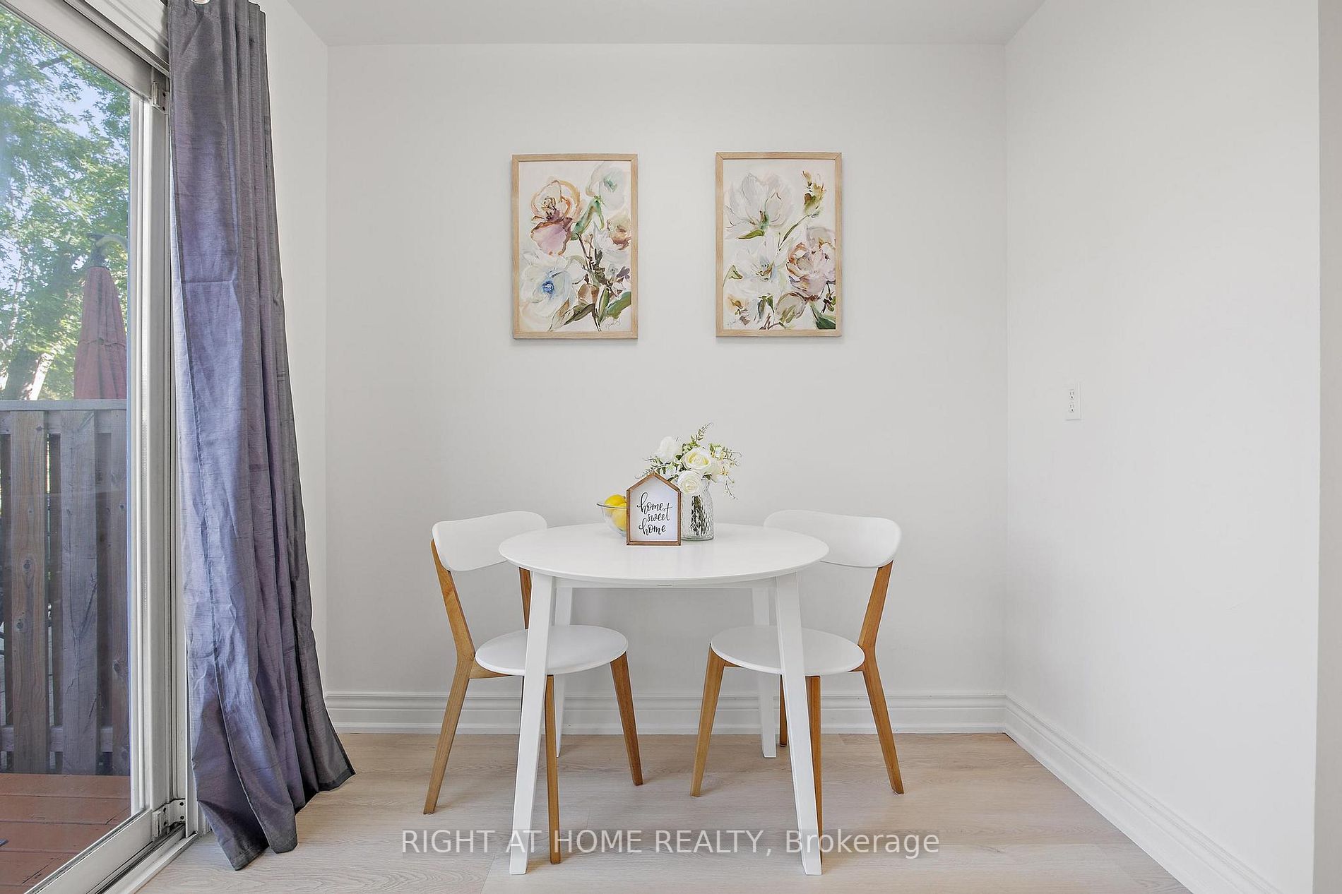 1020 Central Park Dr 82