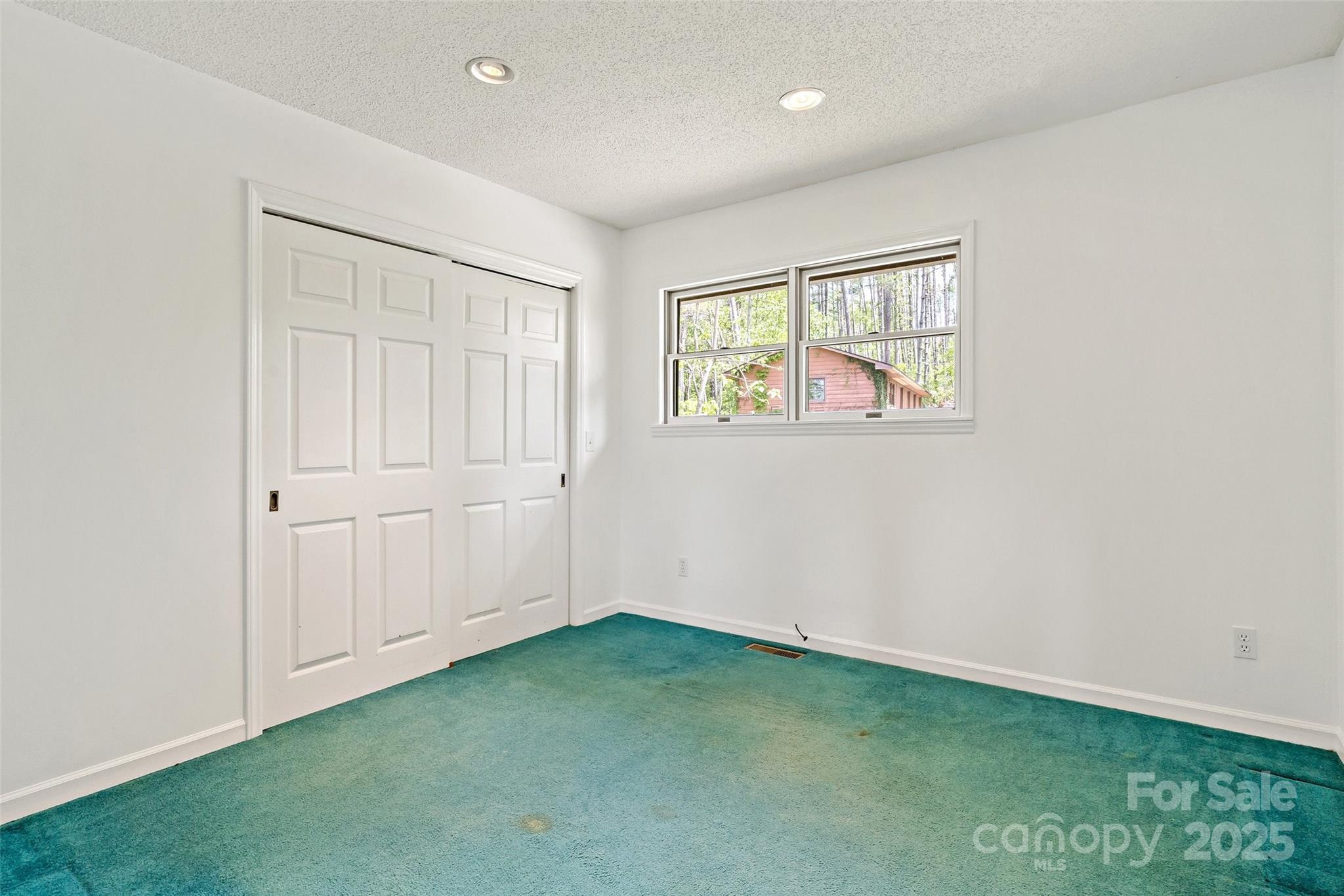 389 Orchard Road