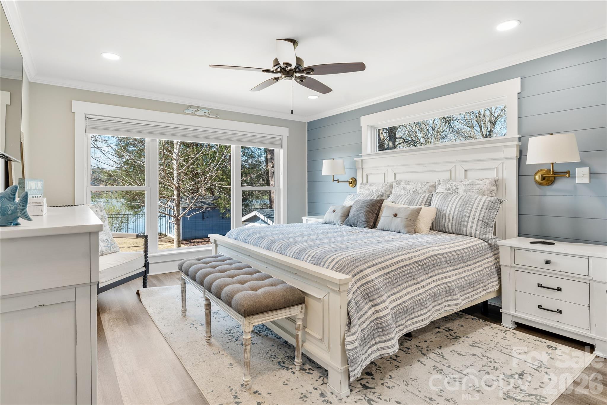 6852 Locke Drive