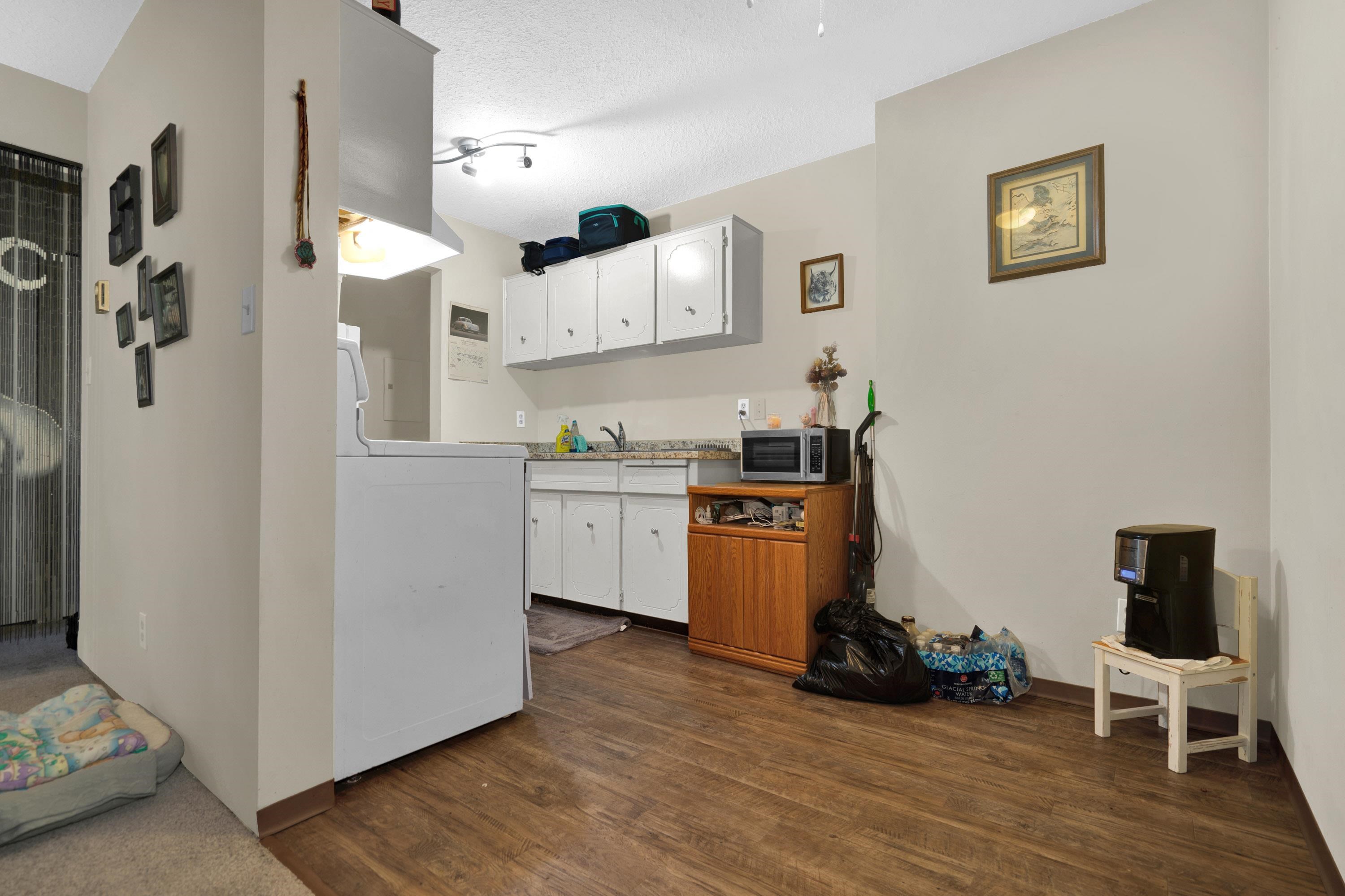 1735 Agassiz-rosedale No 9 Highway 338