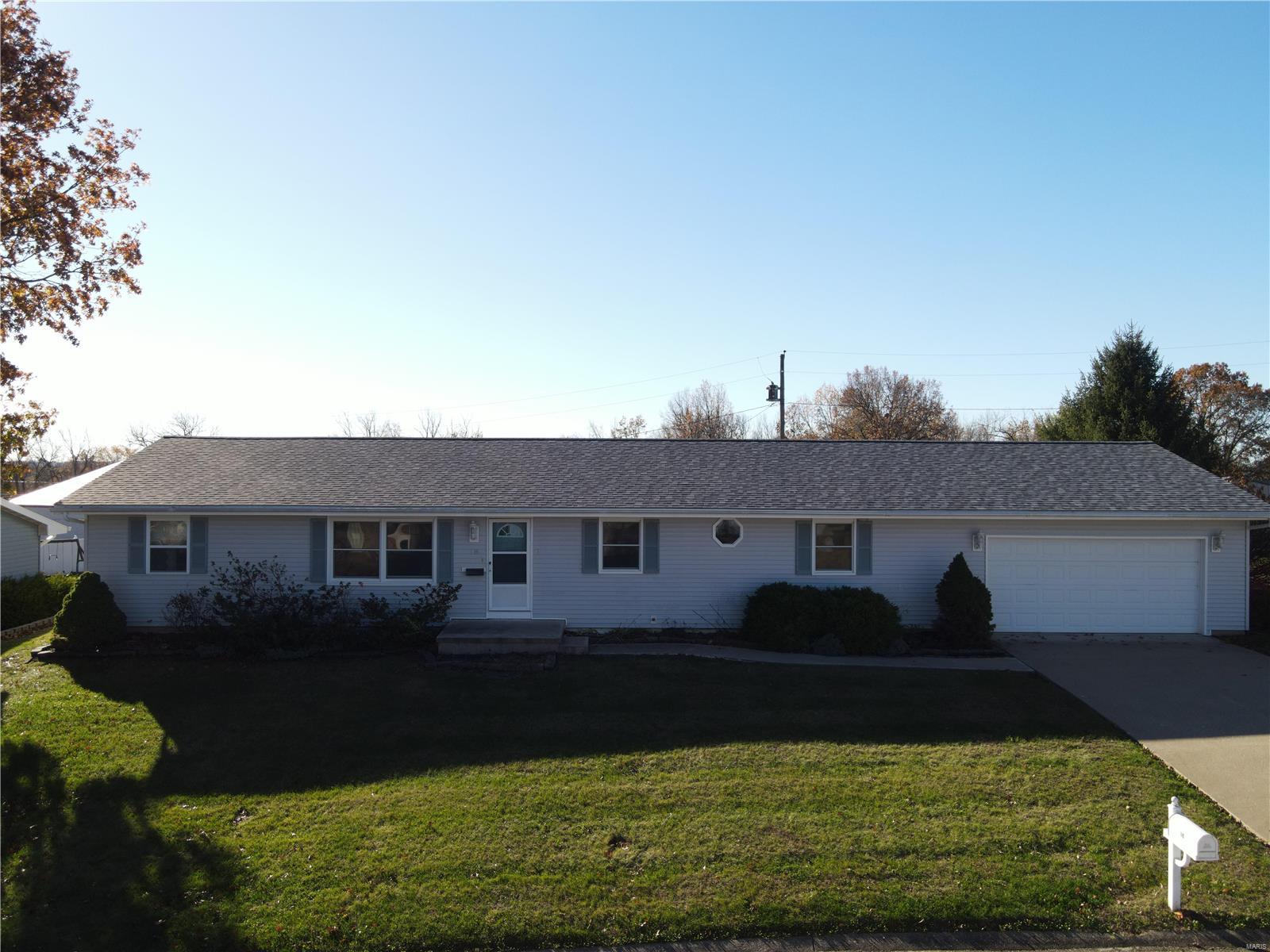 18 Hillcrest Drive