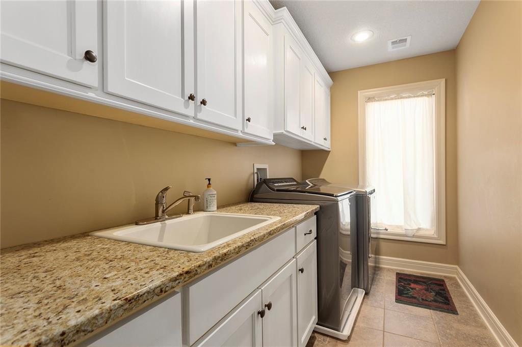 4512 NE 104th Terrace