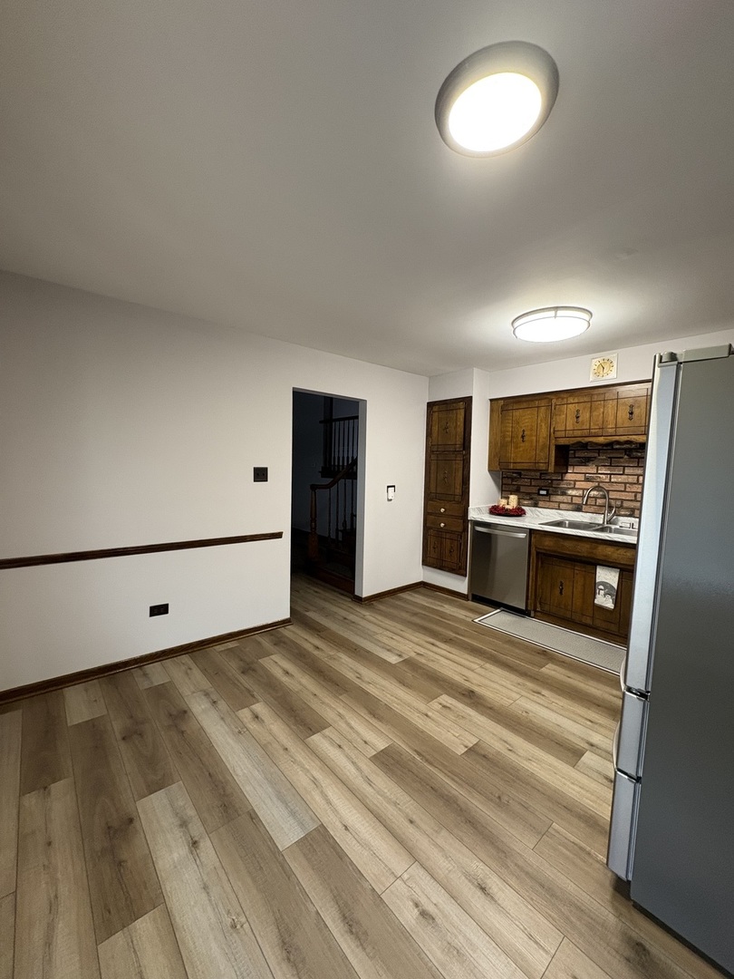 4937 W 85th Place