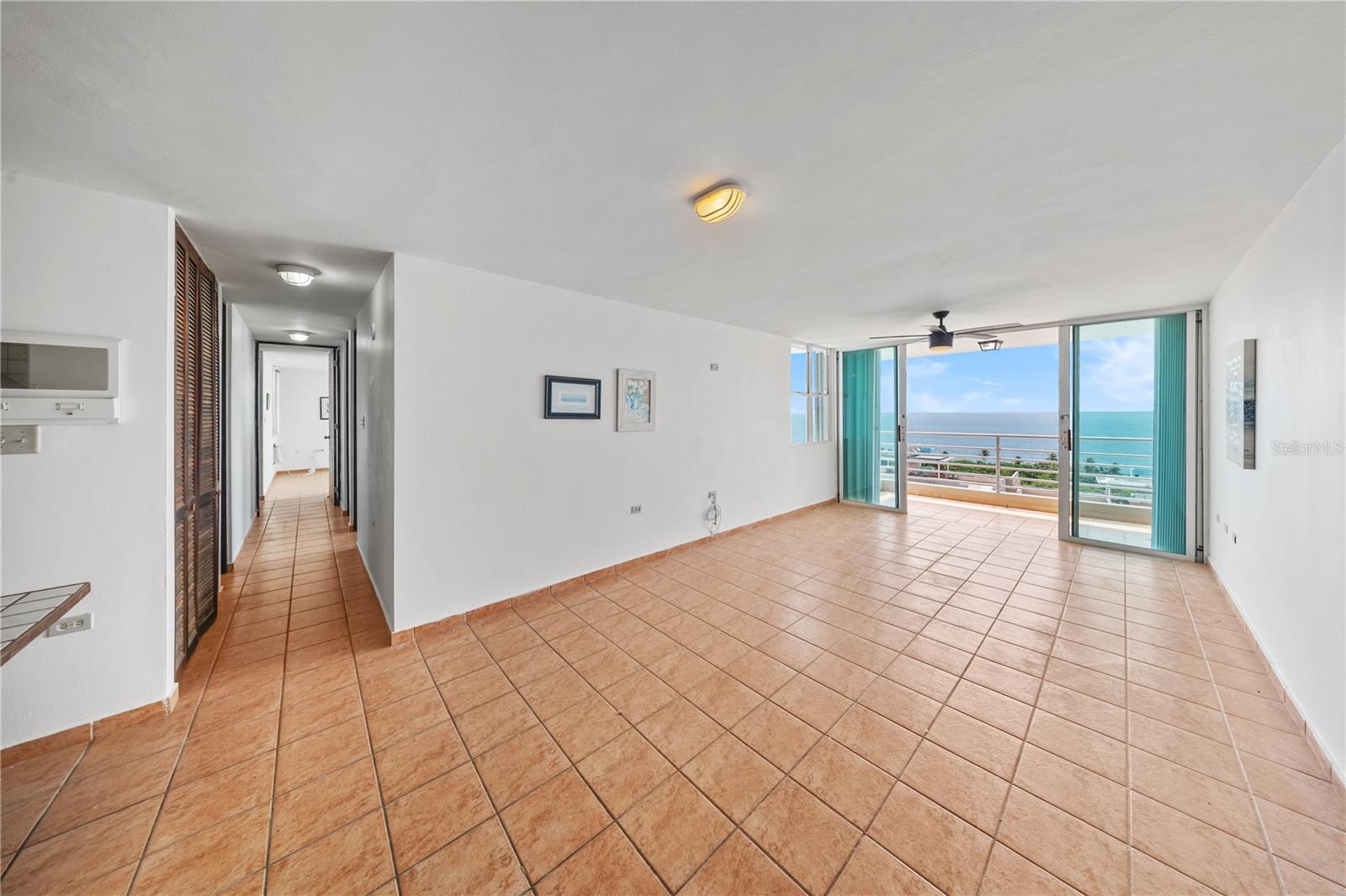 5015 Calle Punta Tuna 2006