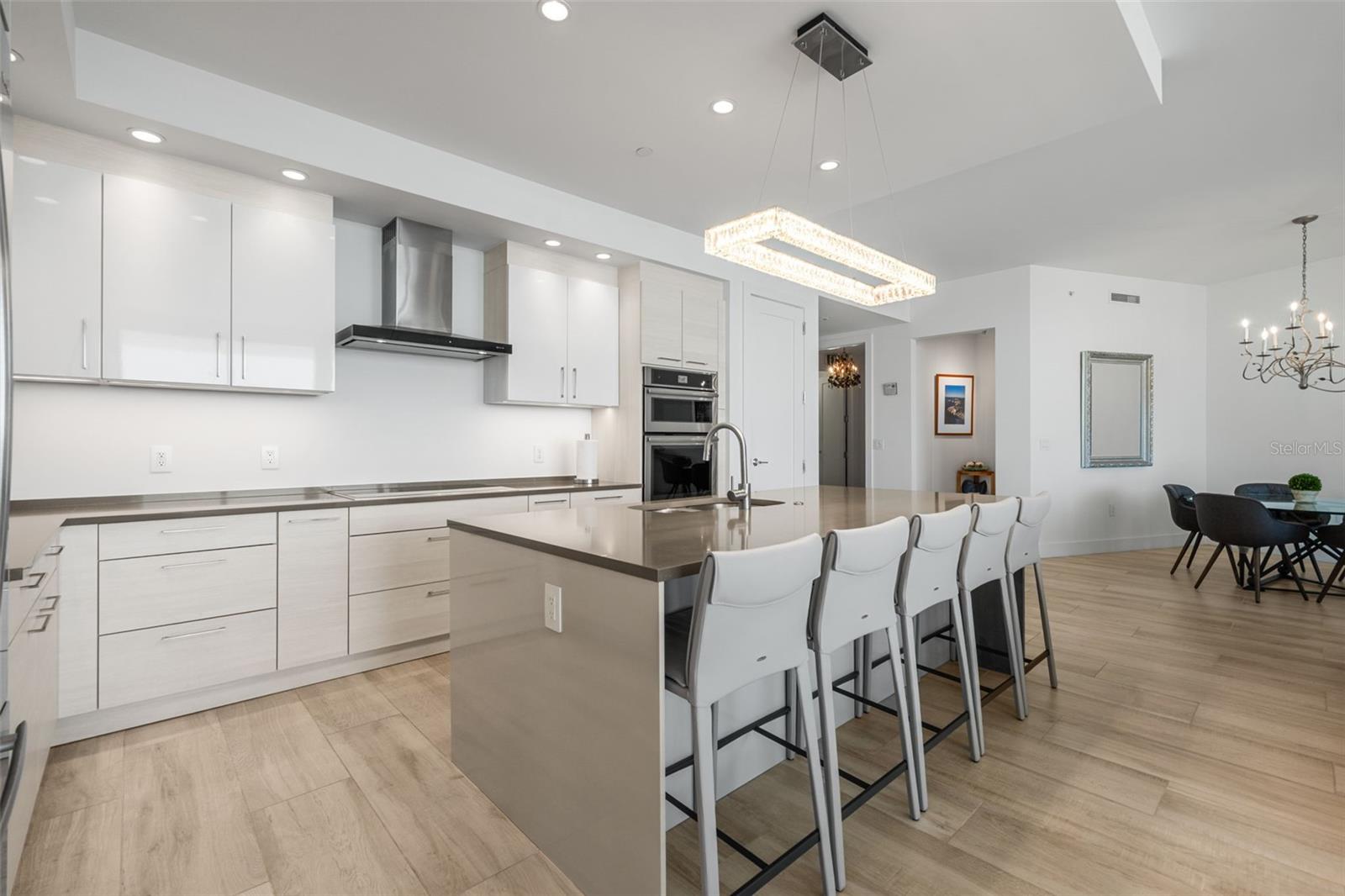 1155 N Gulfstream Avenue 802