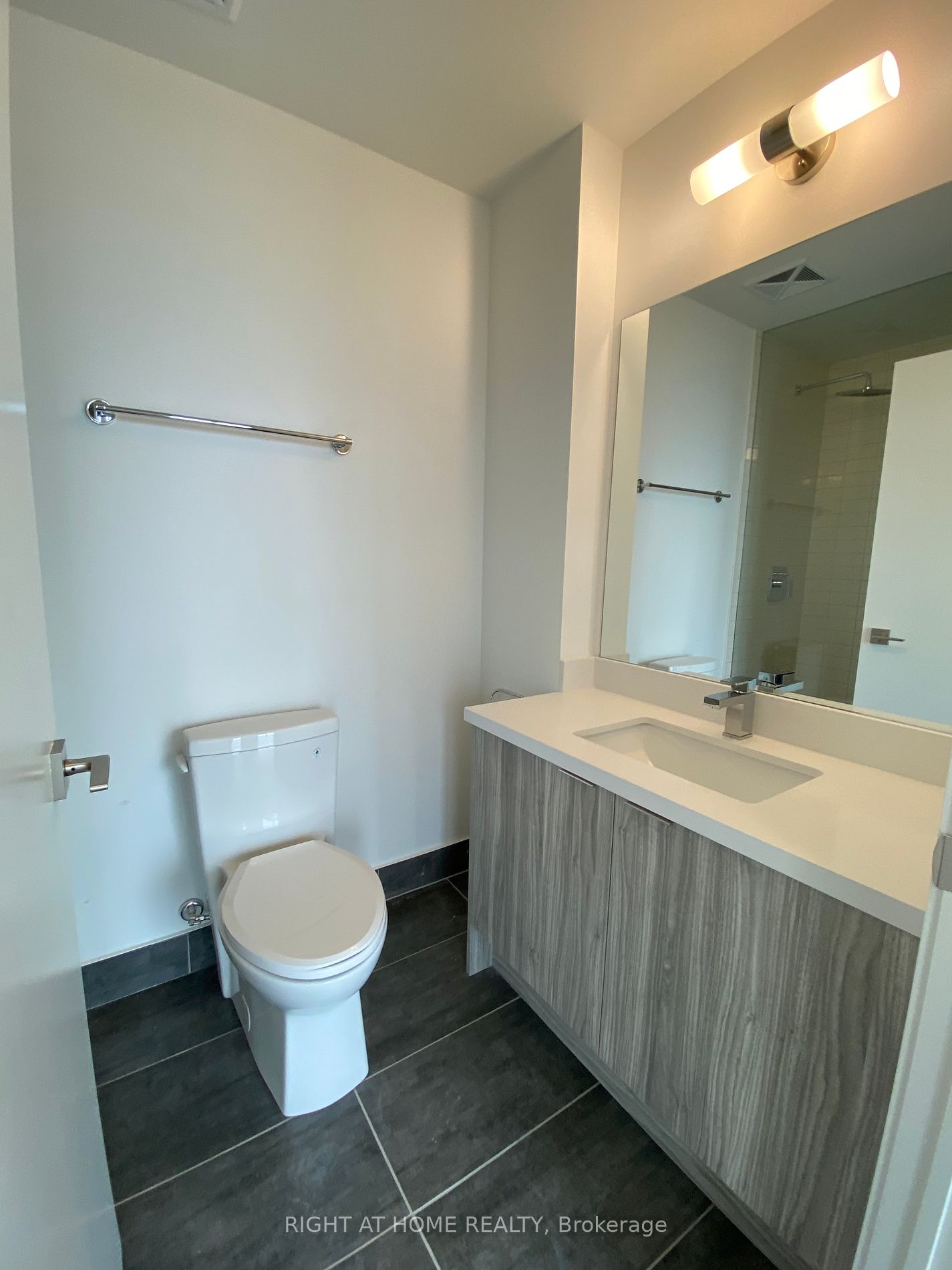 2908 W Highway 7 Rd 3709