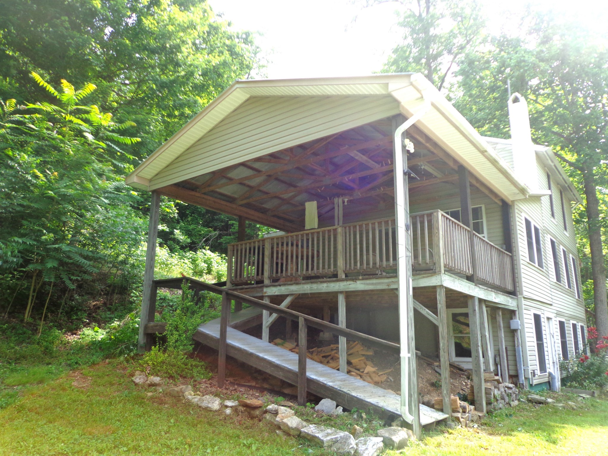 1342 Russell Creek Rd
