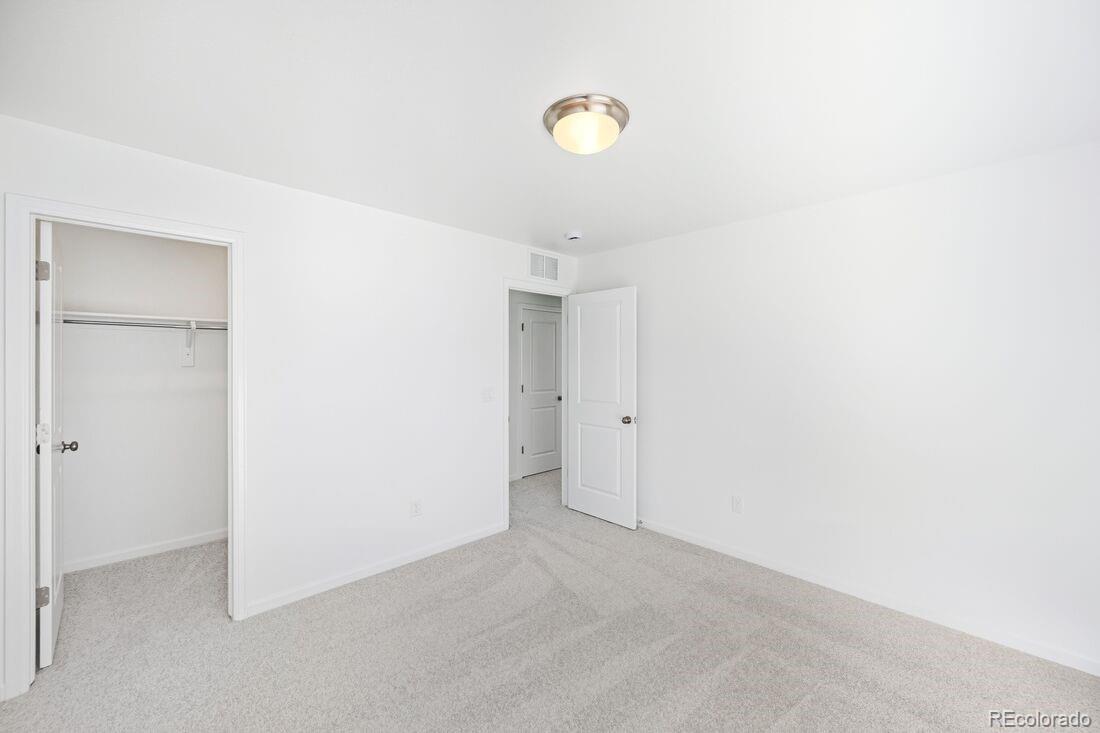 16657 W 92nd Place