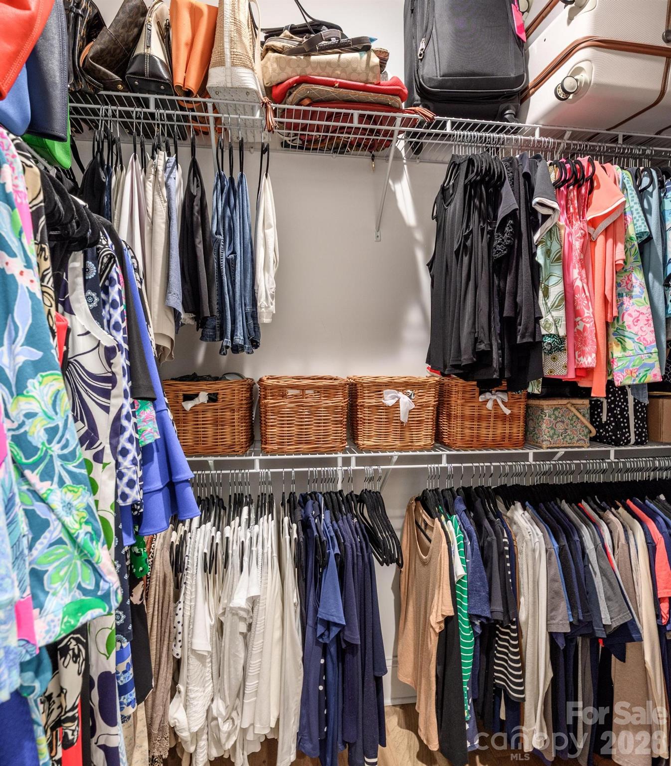 2411 Callaghan Court