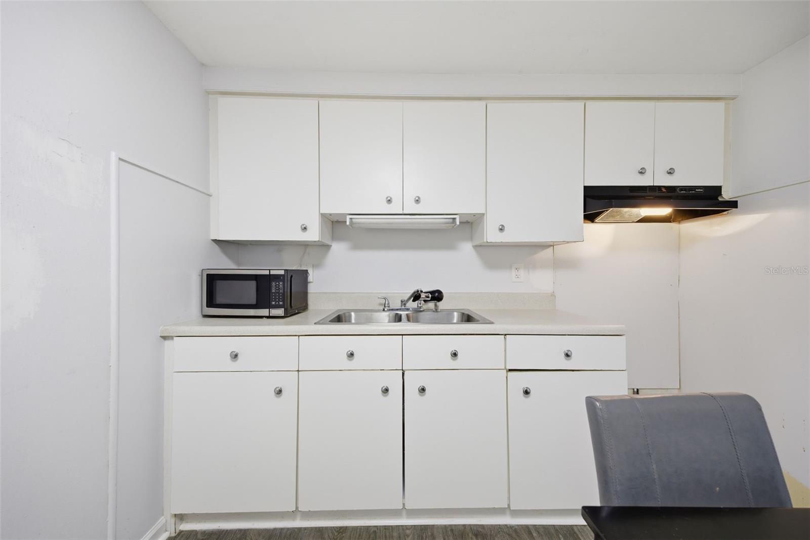 11410 Thomas Road