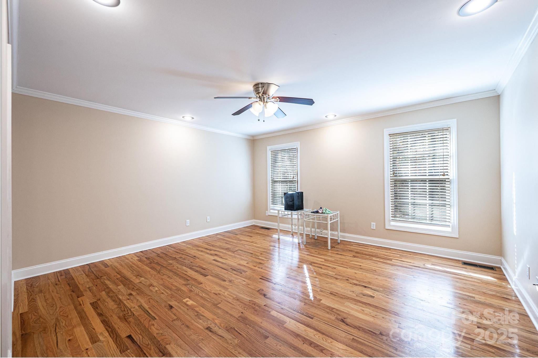 1436 20th Avenue Place NE