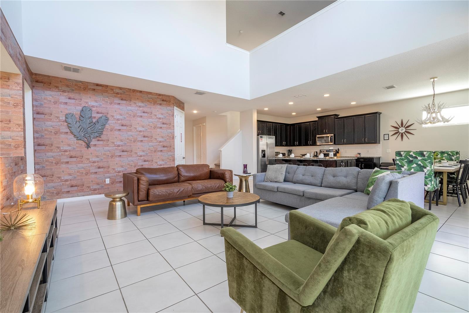 9038 Sunshine Ridge Loop