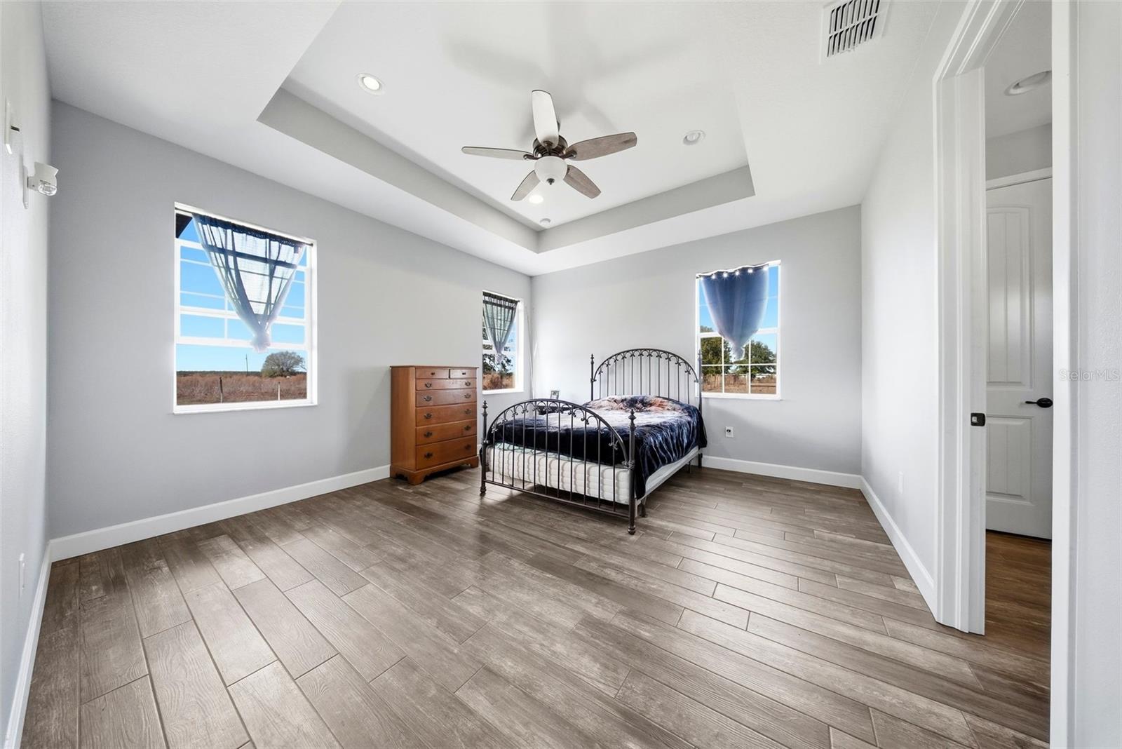 3090 80 Foot Road