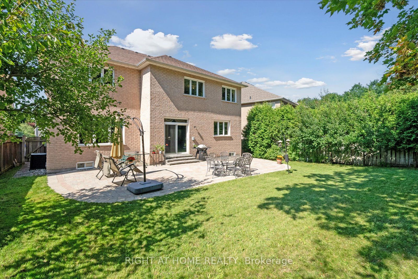 77 Auburndale Dr