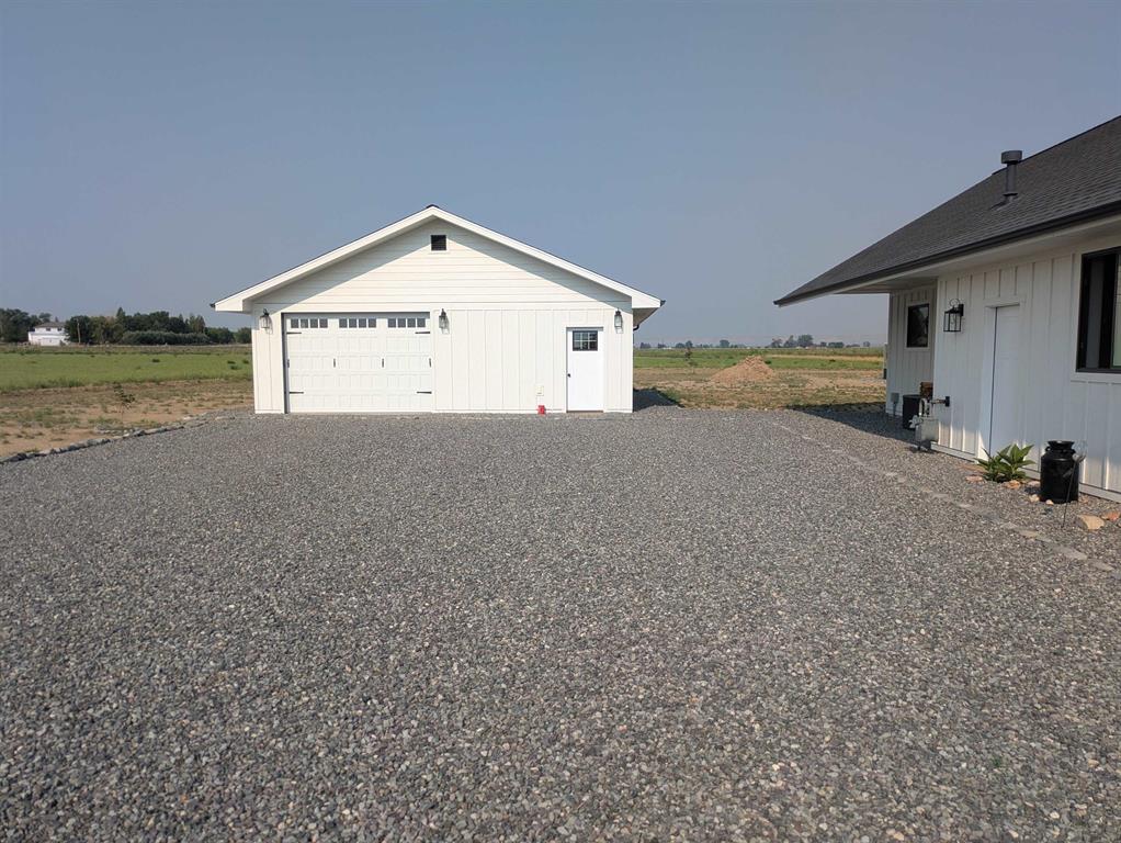 840 Lavender Ln