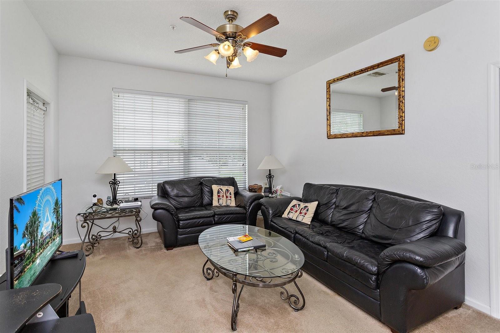 2307 Silver Palm Dr 202