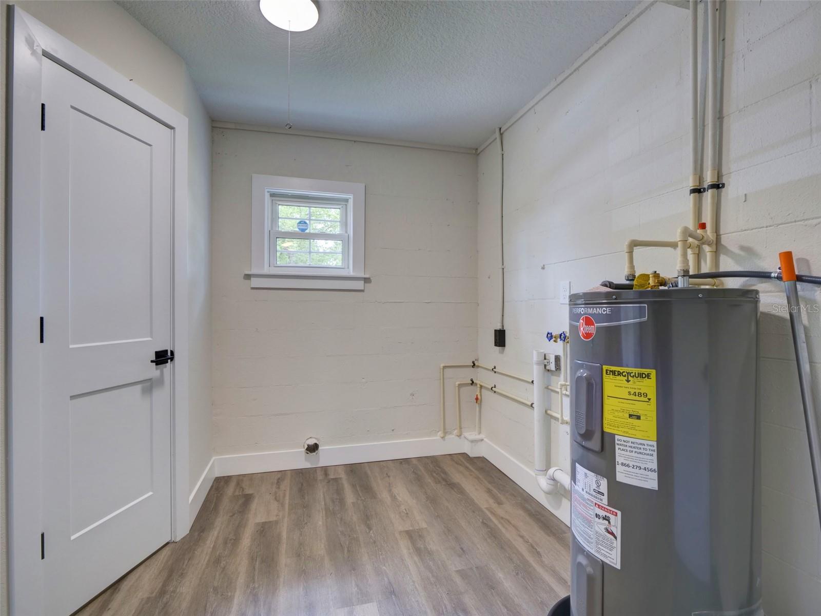 2709 Arc Drive